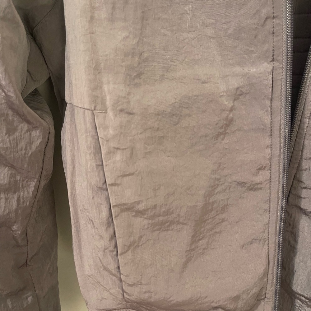 Lululemon athletica nonstop bomber jacket - Picture 9 of 10